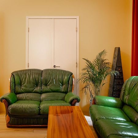 Salon Apartment In Dorcol Historical Belgrado Exterior foto